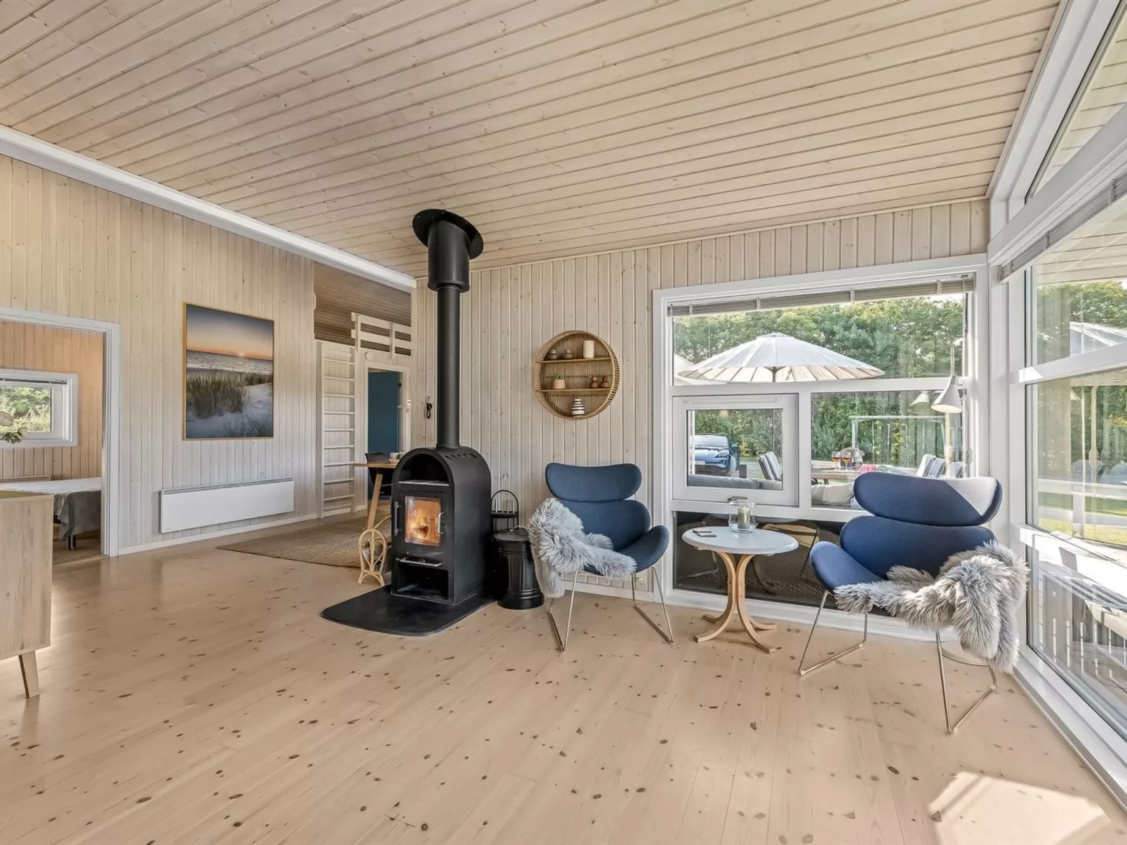 "Sviðandi" - 1.5km from the sea-Drinnen