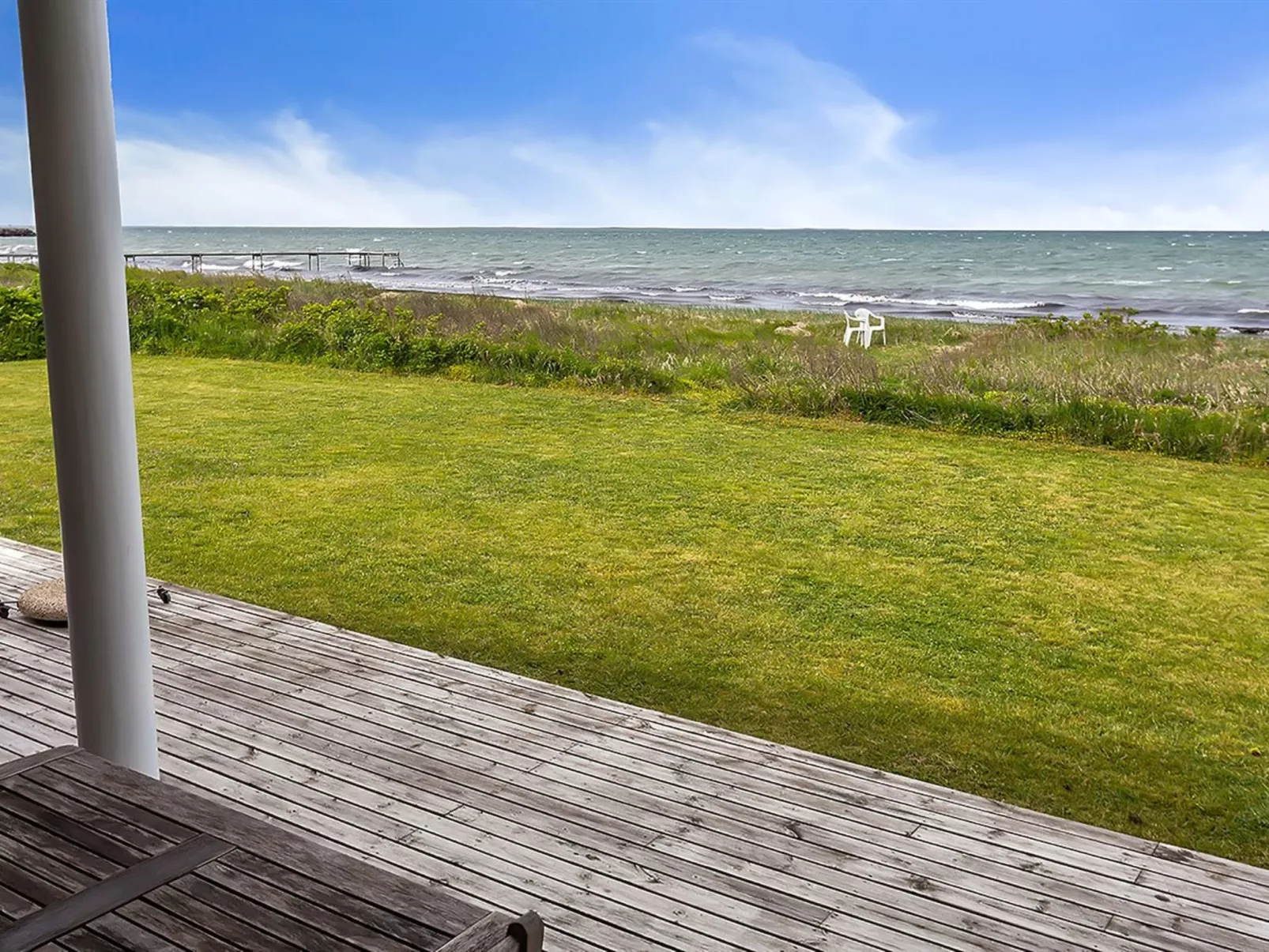 "Stacie" - 10m from the sea-Draußen