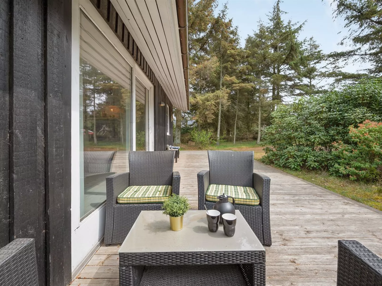 "Hamund" - 700m from the sea-Draußen