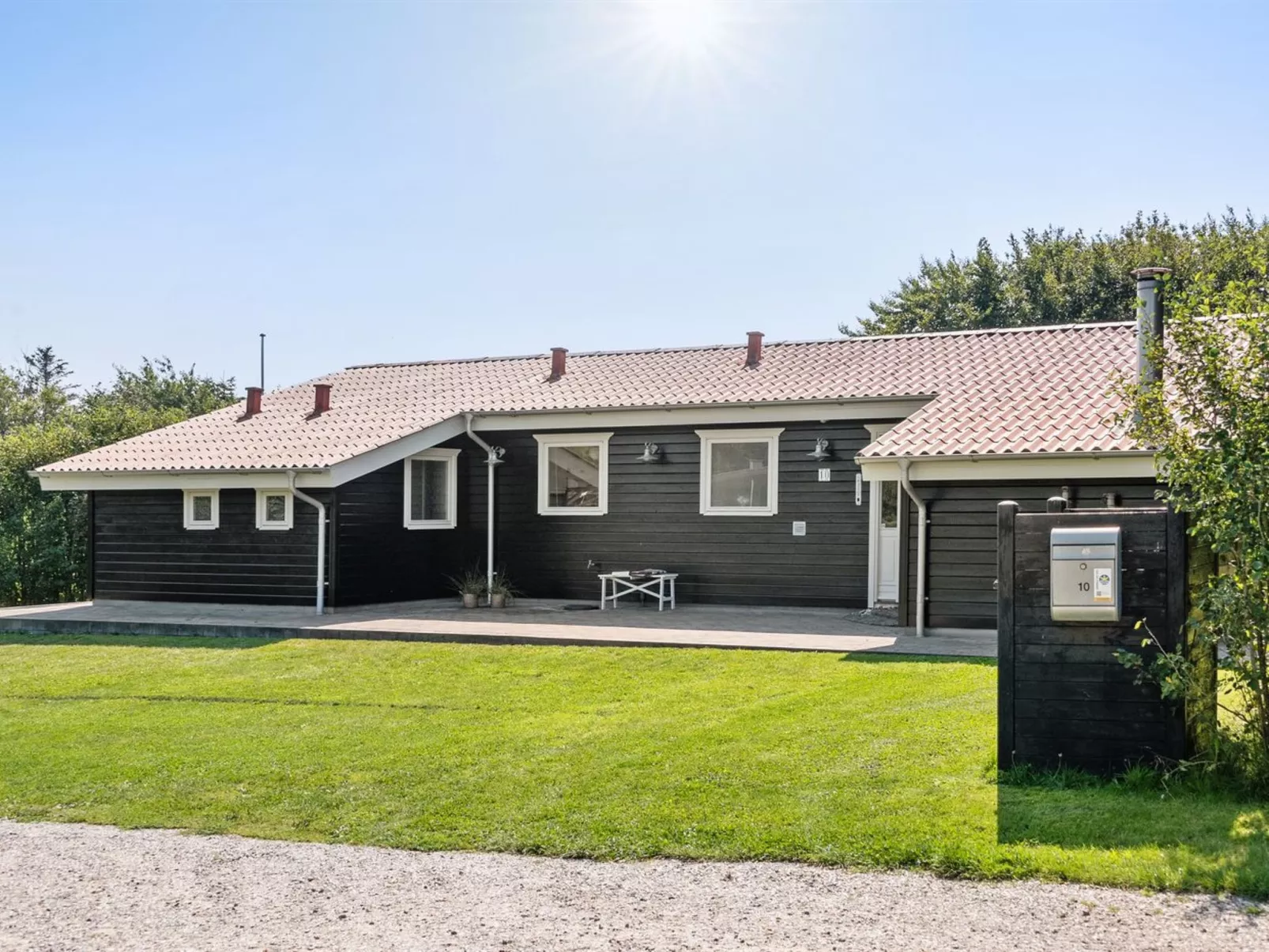 "Kai" - 500m to the fjord-Outside