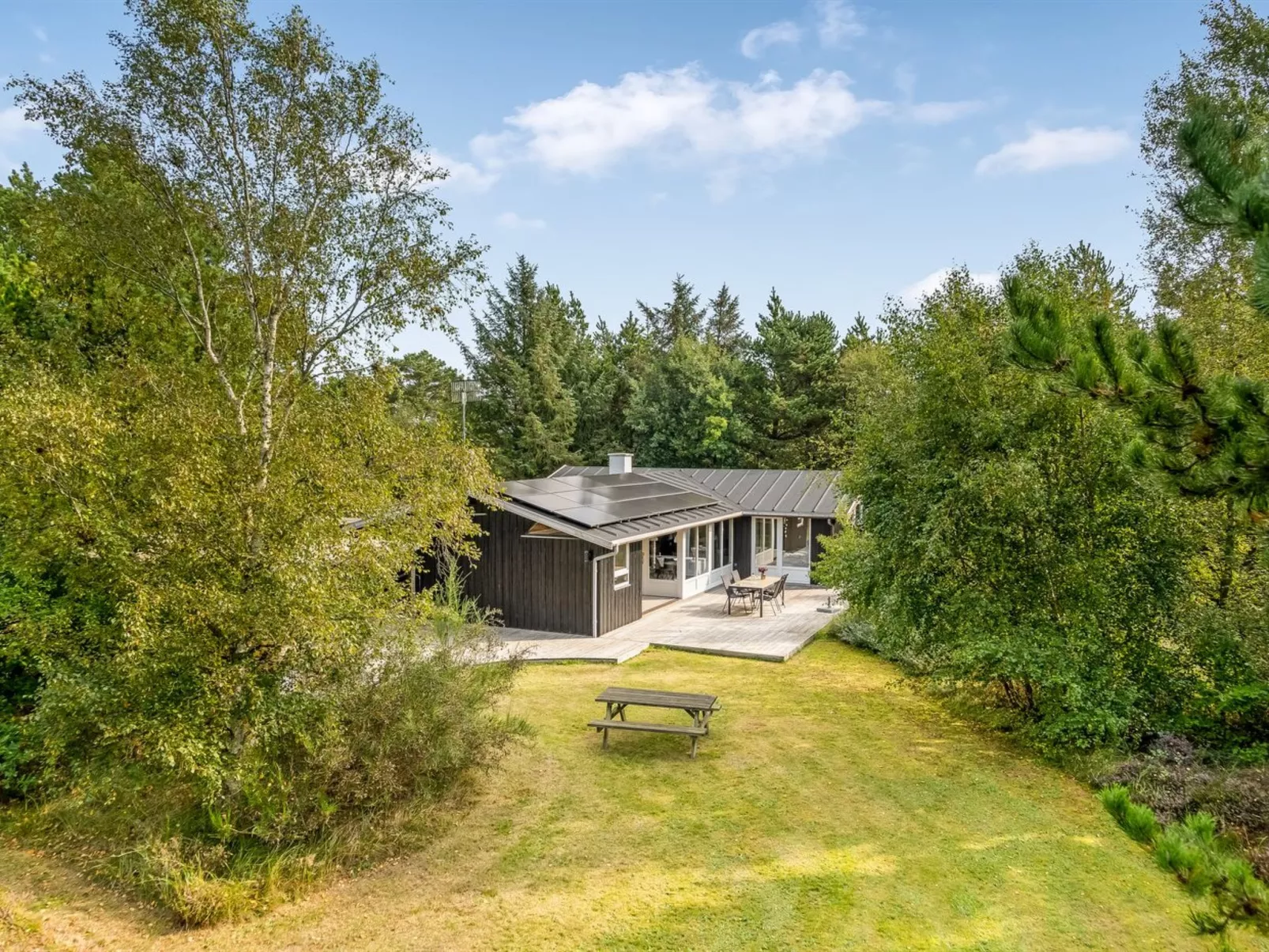 "Orvokki" - 125m from the sea-Outside