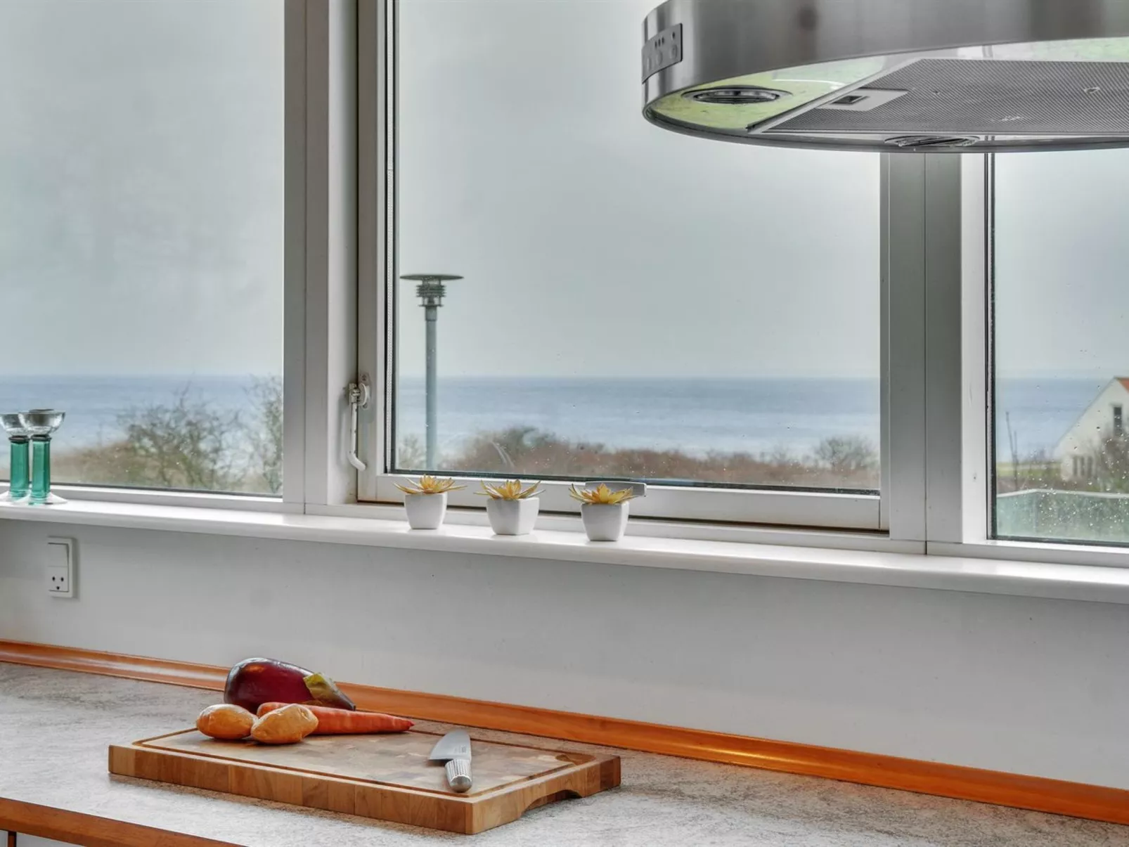 "Sahid" - 20m from the sea-Inside