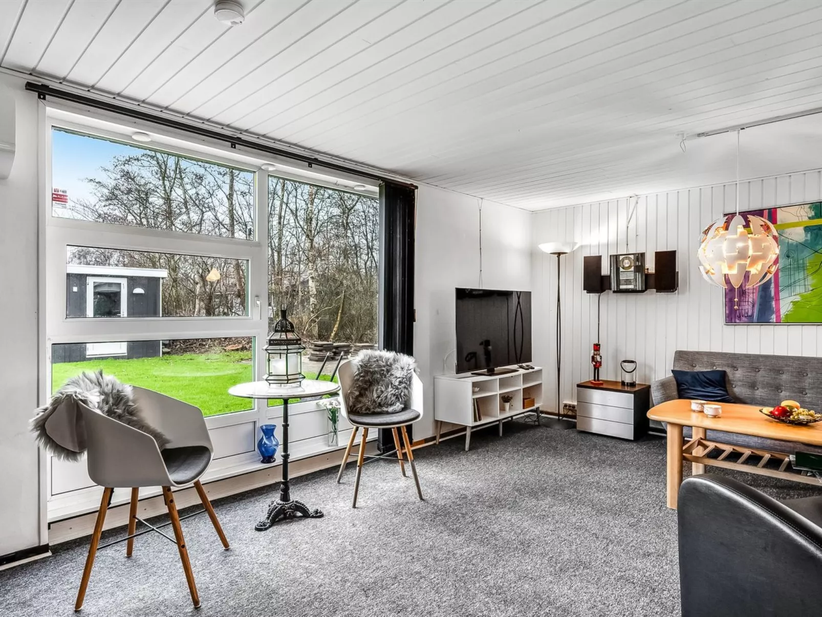 "Kjartan" - 32m to the fjord-Dedans