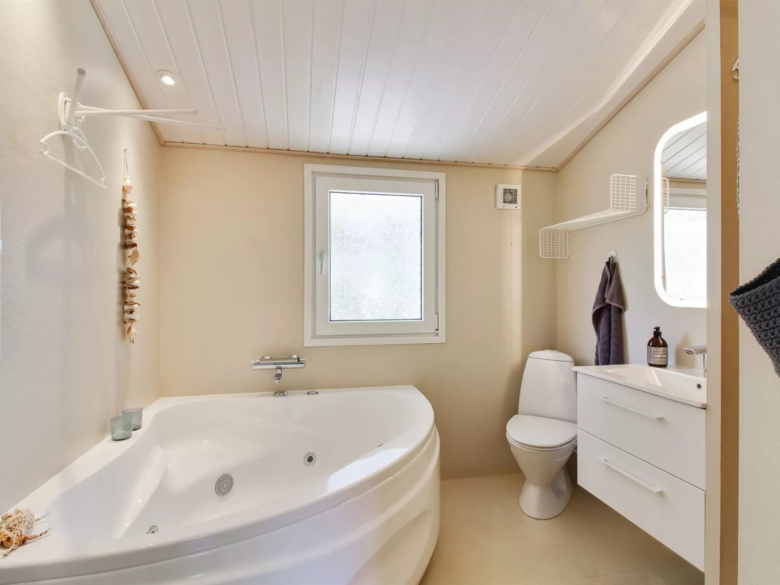 "Blia" - 575m from the sea-Inside