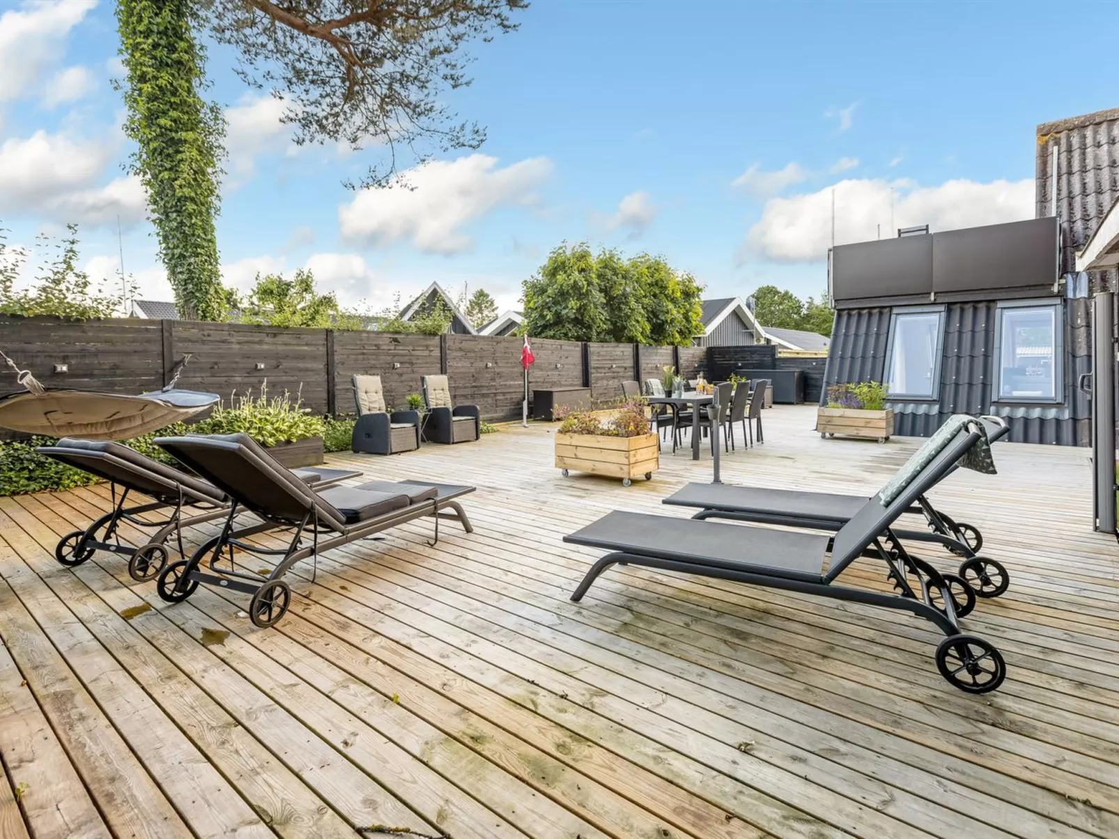 "Hunding" - 600m from the sea-Dehors