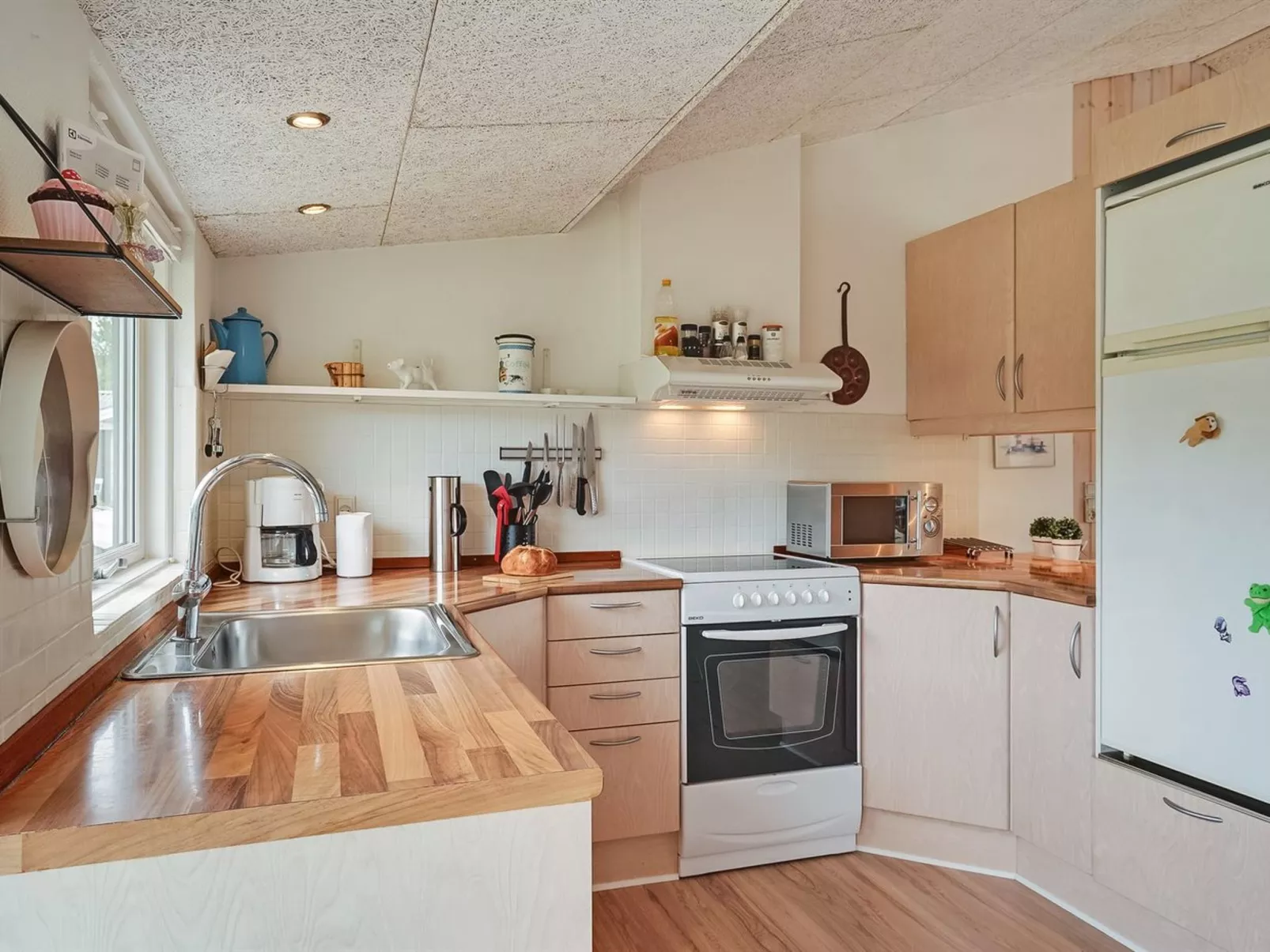 "Emilia" - 1.8km from the sea-Inside