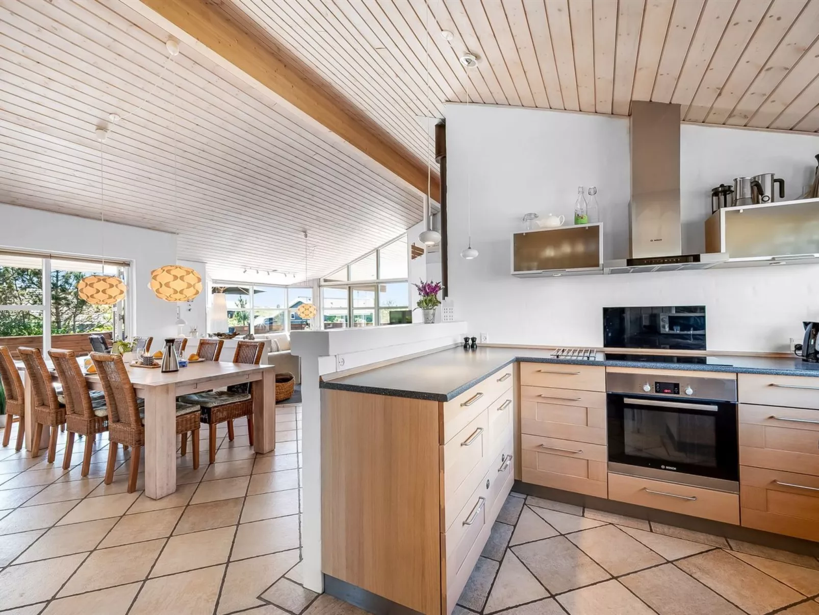 "Aurore" - 700m from the sea-Drinnen