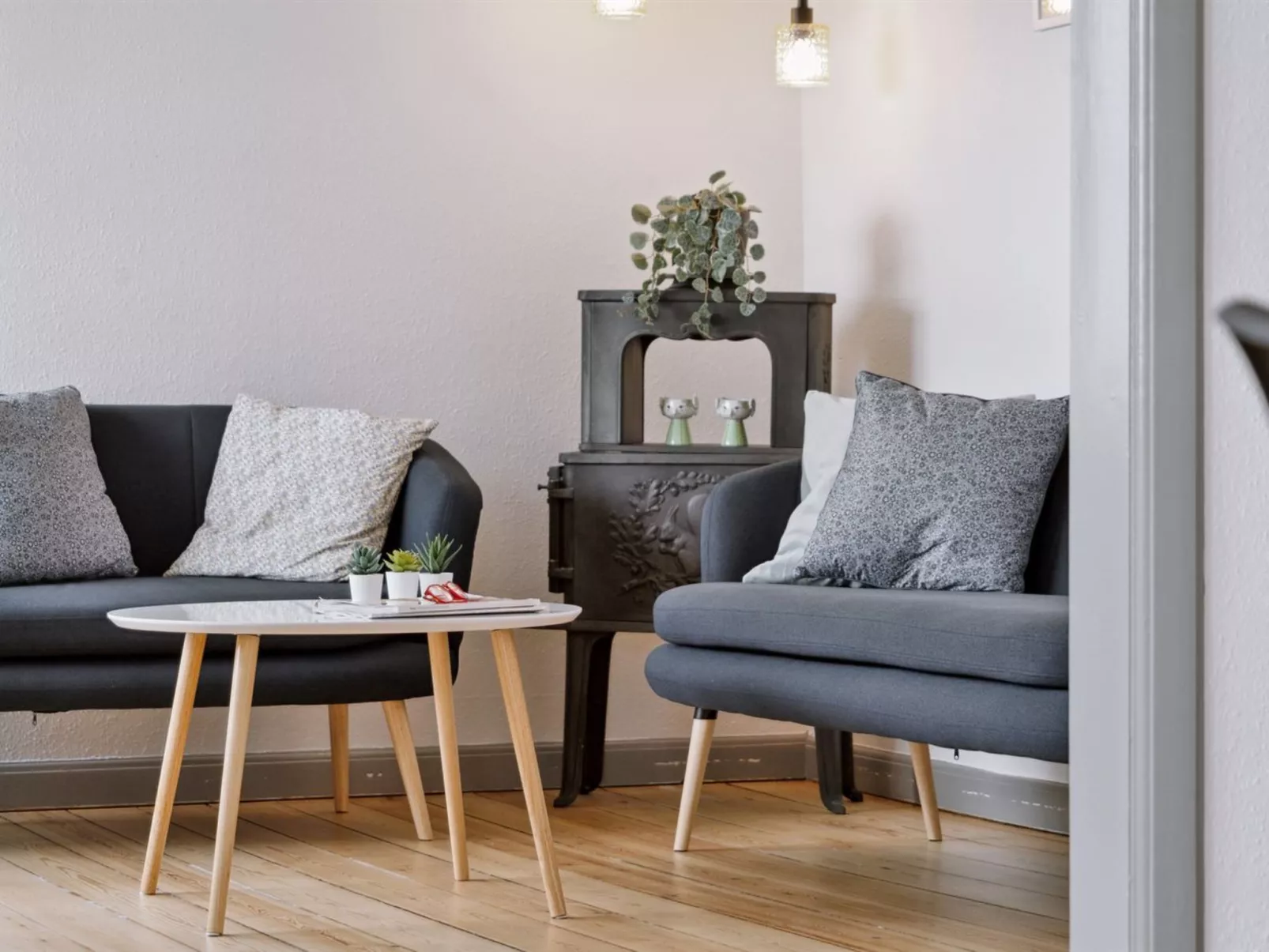 "Sira" - 25m from the sea-Inside