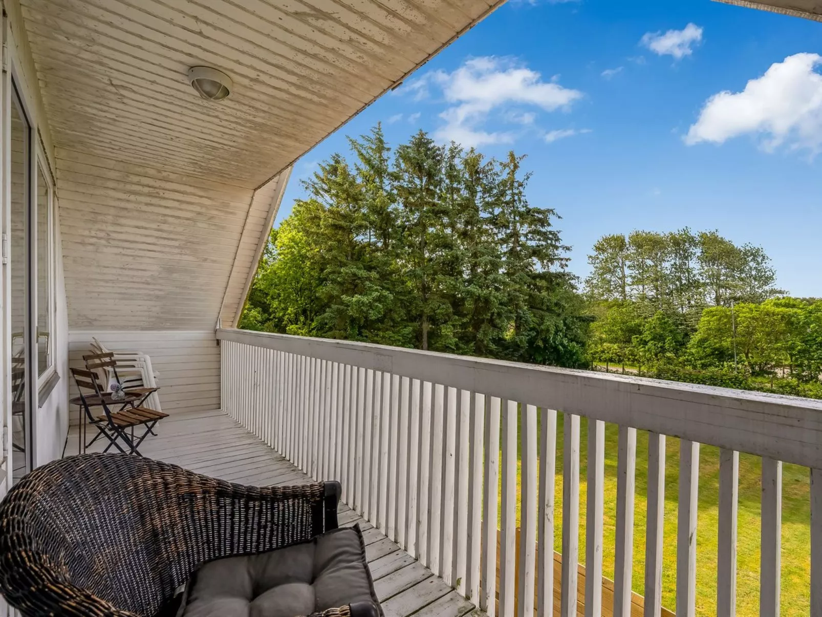 "Ditleif" - 8km to the fjord-Outside