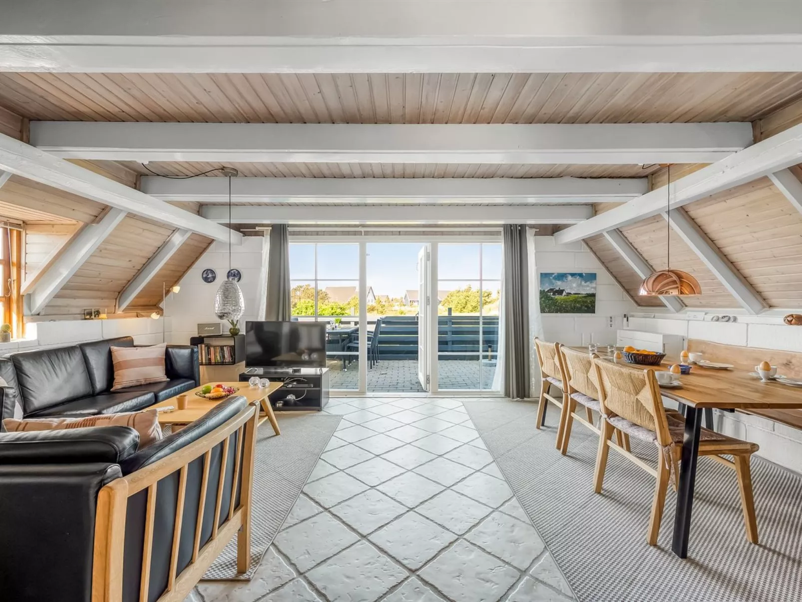 "Arlina" - 600m from the sea-Inside