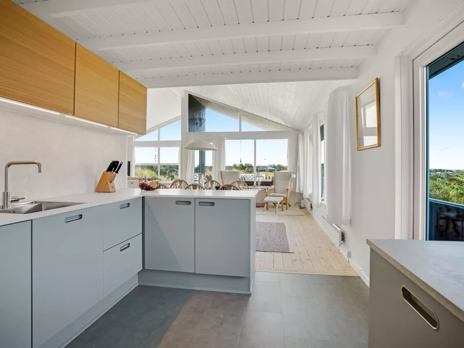 "Naema" - 400m from the sea-Drinnen