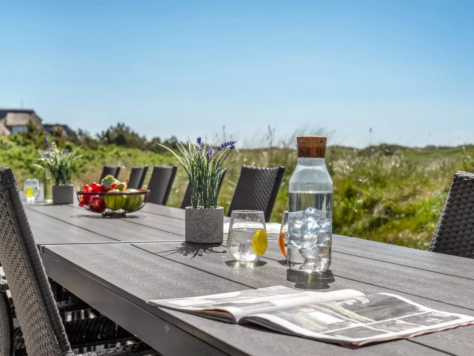 "Gytha" - 75m from the sea-Draußen