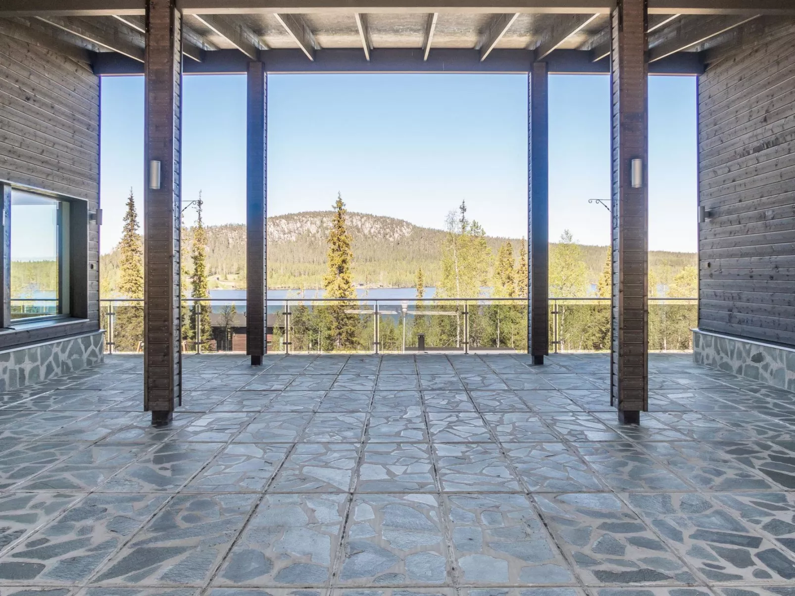 Holy lake chalet b-Drinnen