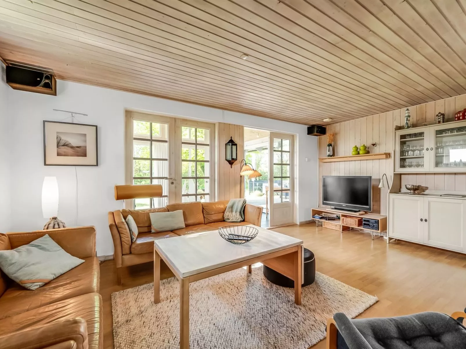 "Fido" - 500m to the fjord-Inside