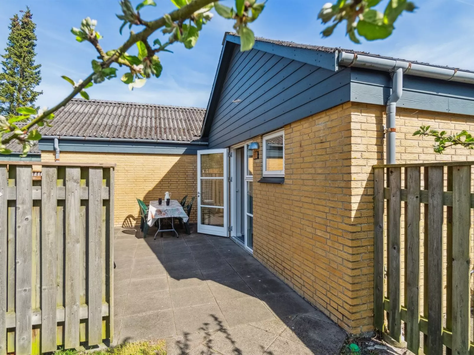 "Felicia" - 200m from the sea-Outside