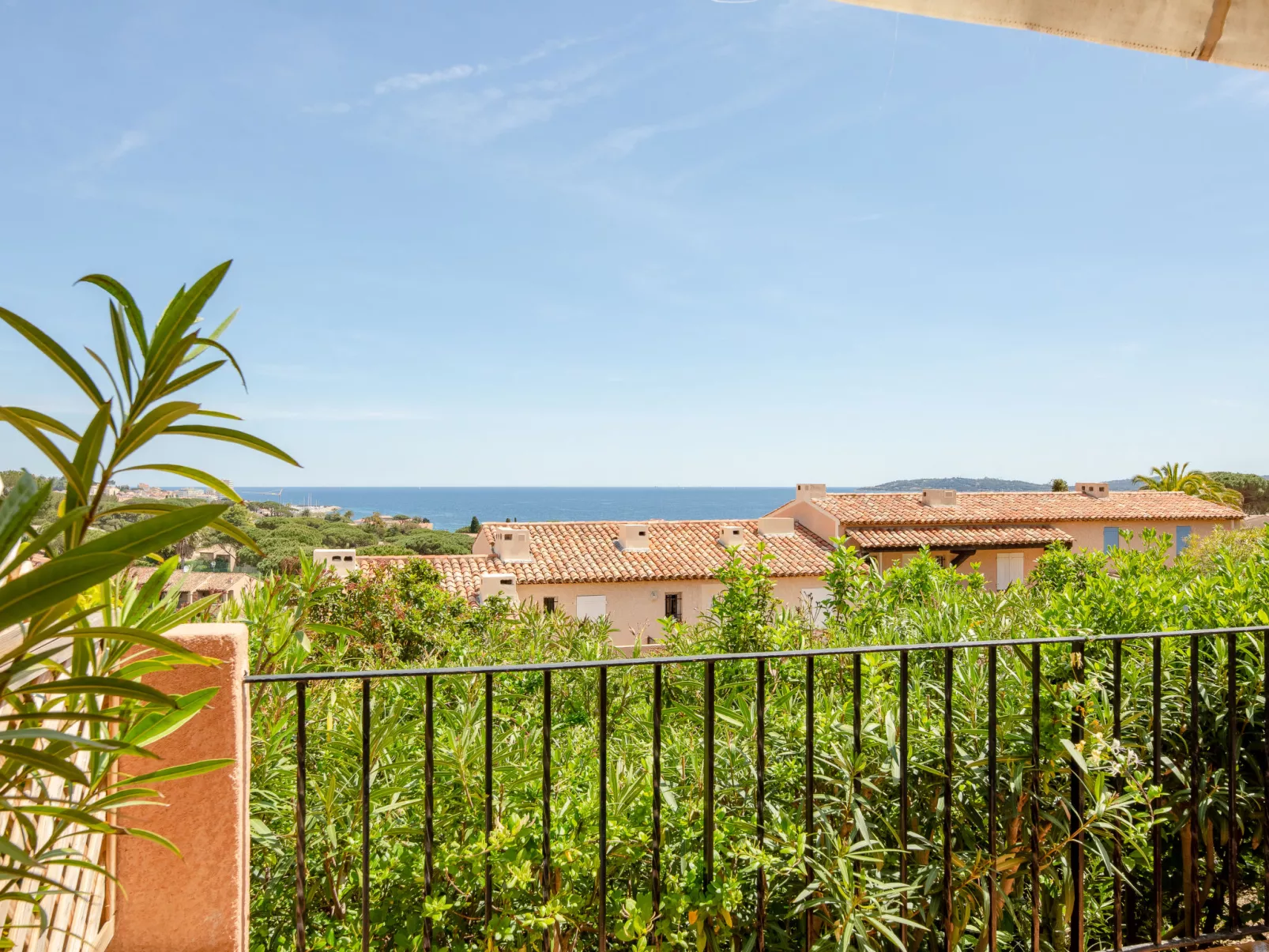 Le Domaine de la Croisette-Outside