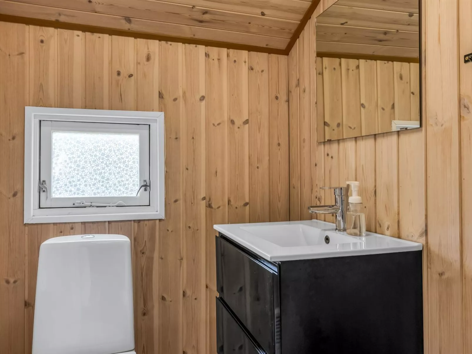 "Irlin" - 850m from the sea-Dedans