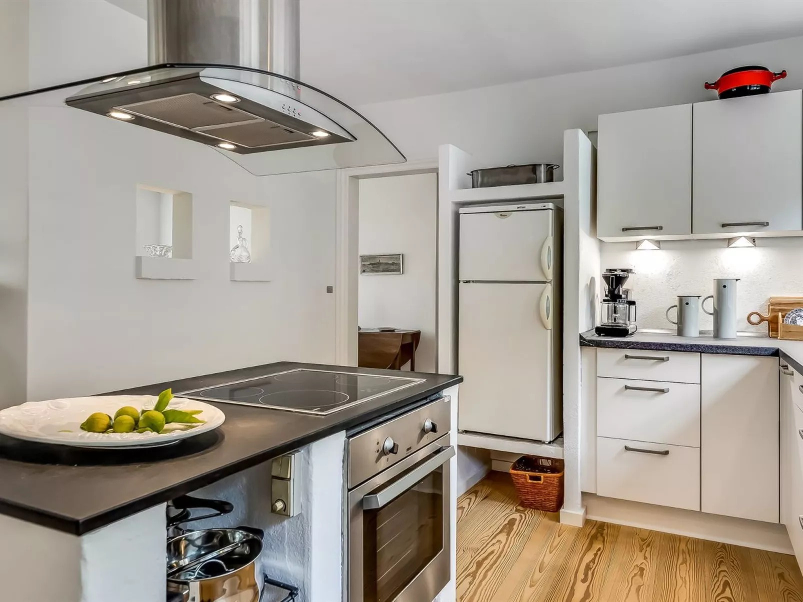 "Constance" - 23km from the sea-Inside