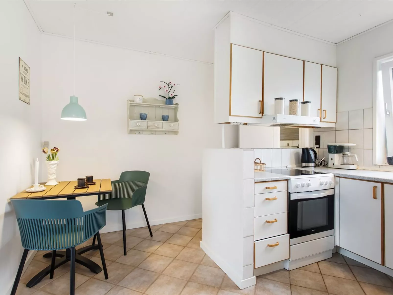 "Kirsi" -  from the sea-Dedans