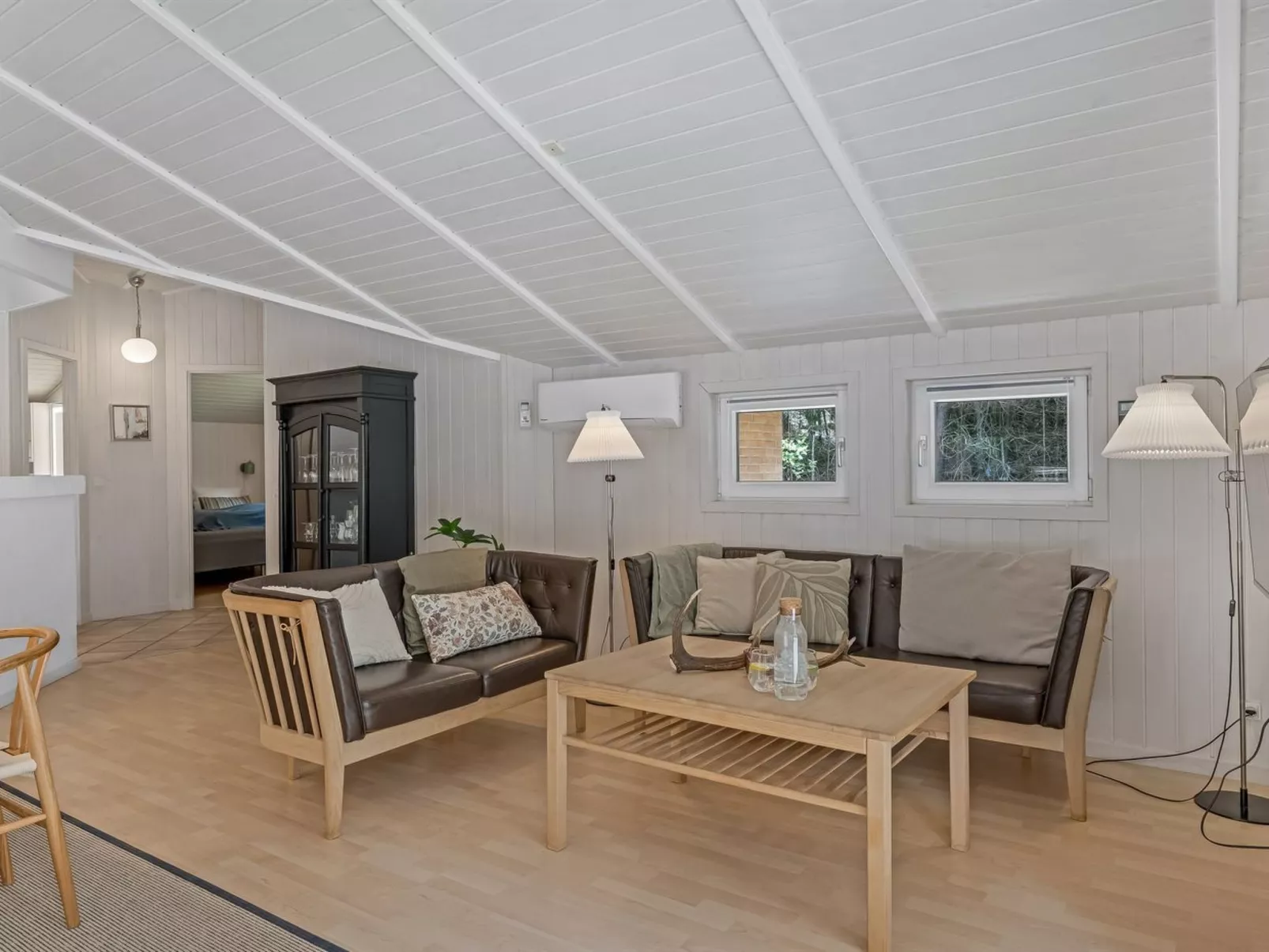 "Batsha" - 1.7km from the sea-Dedans