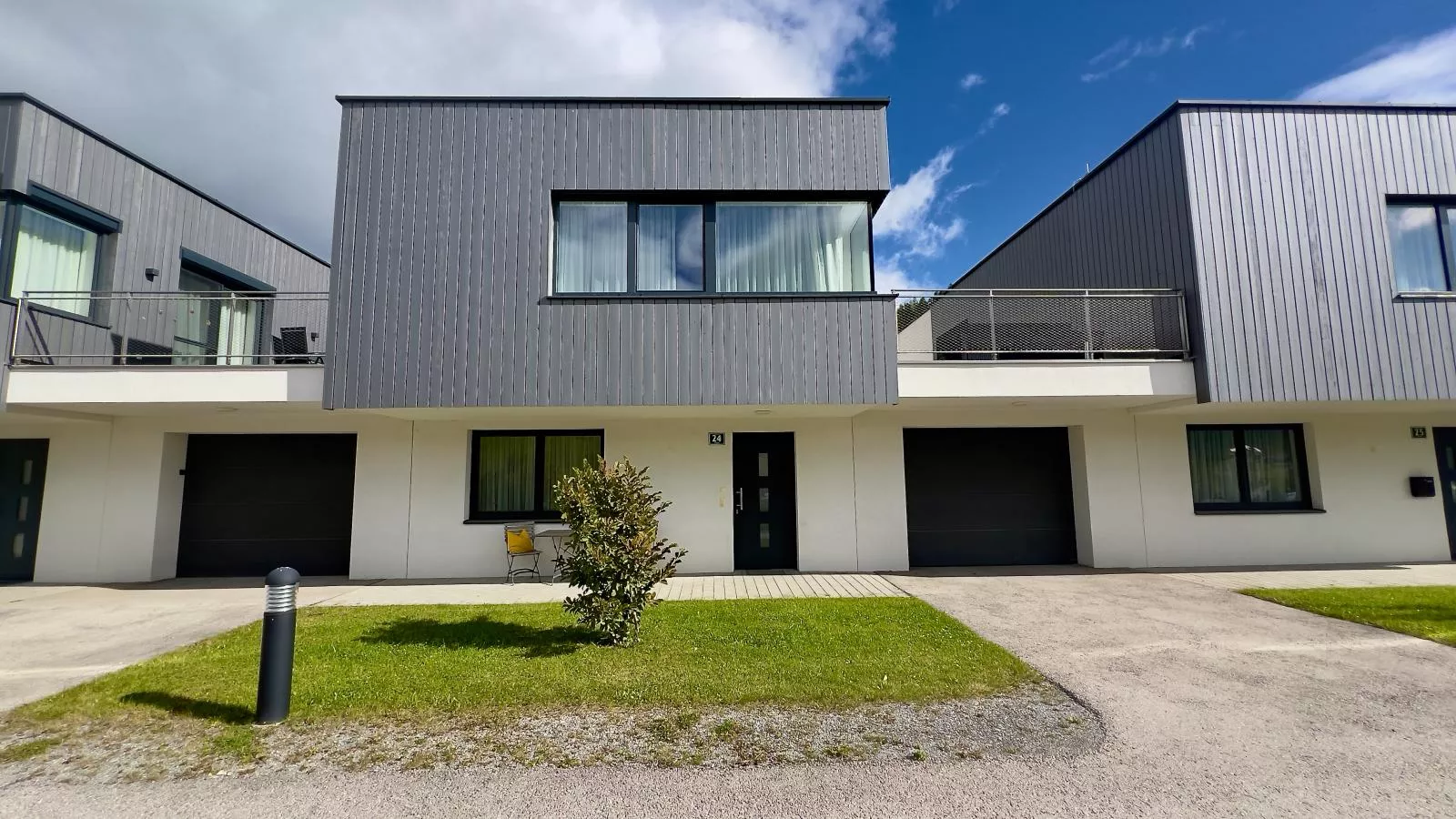 Winzerchalet-Außenbereich Sommer