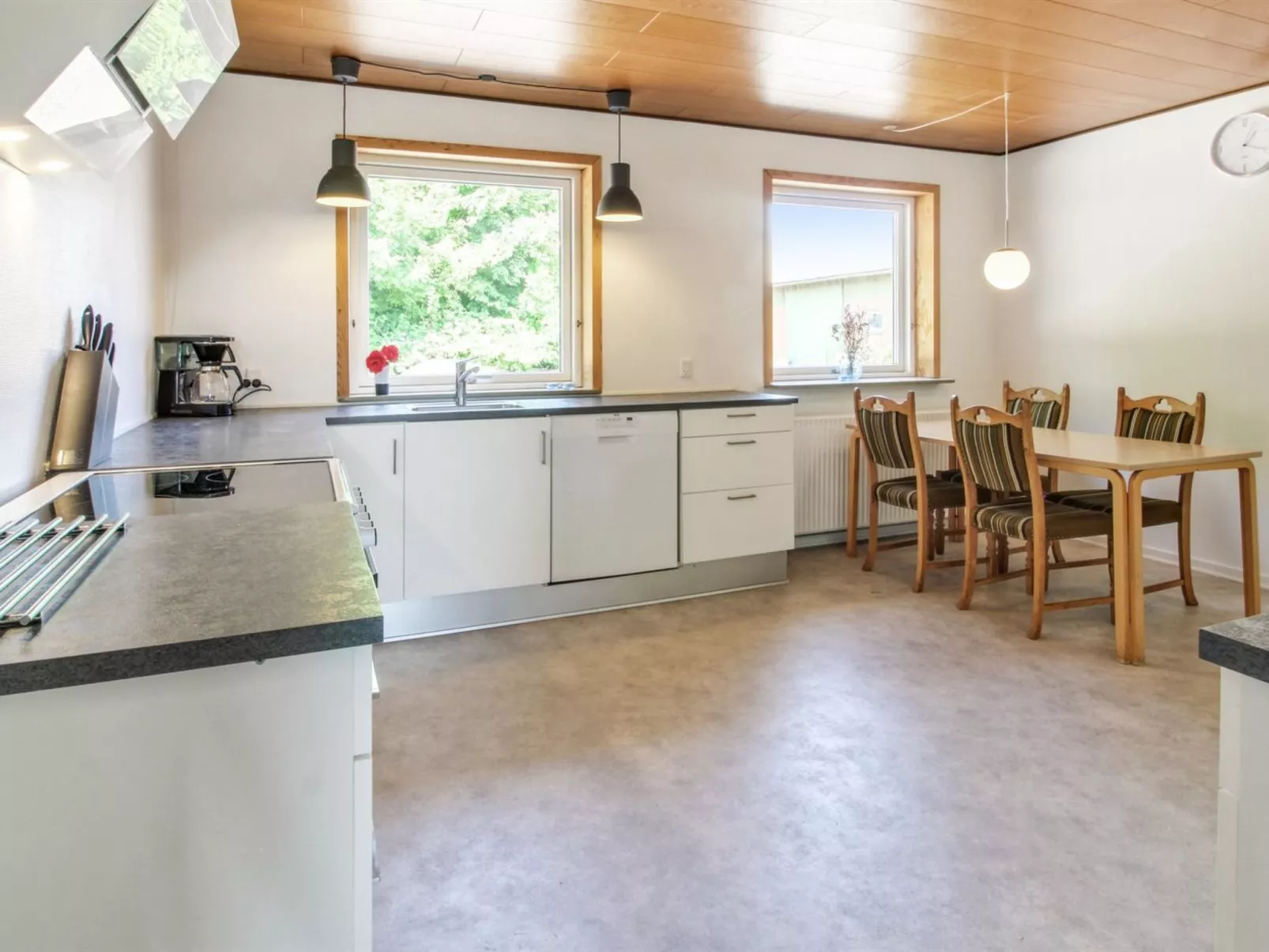 "Drine" - 19km from the sea-Inside