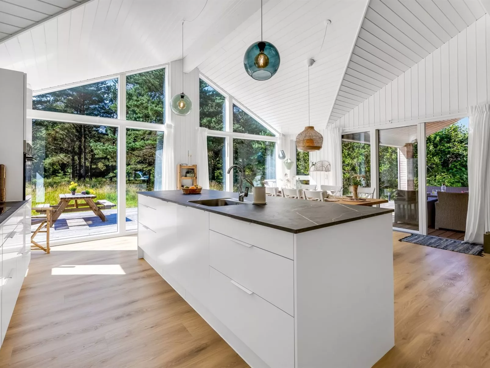 "Aarthi" - 575m from the sea-Dedans