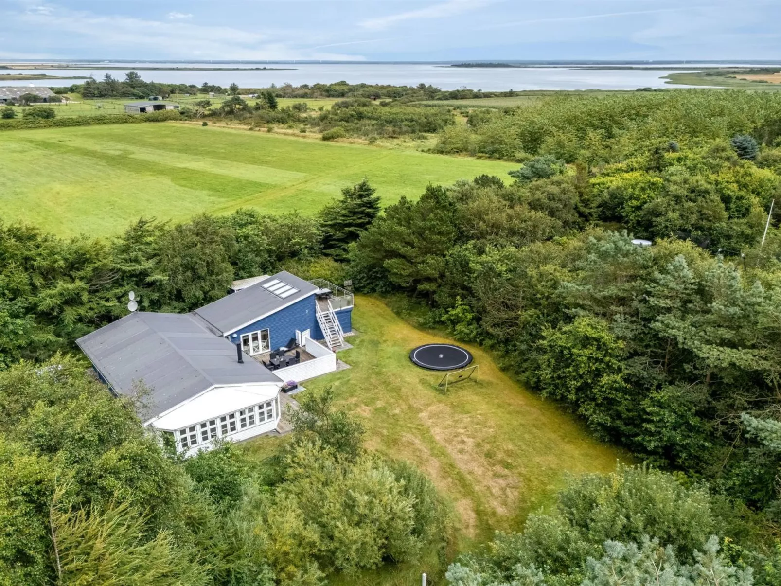 "Sami" - 600m to the fjord-Dehors