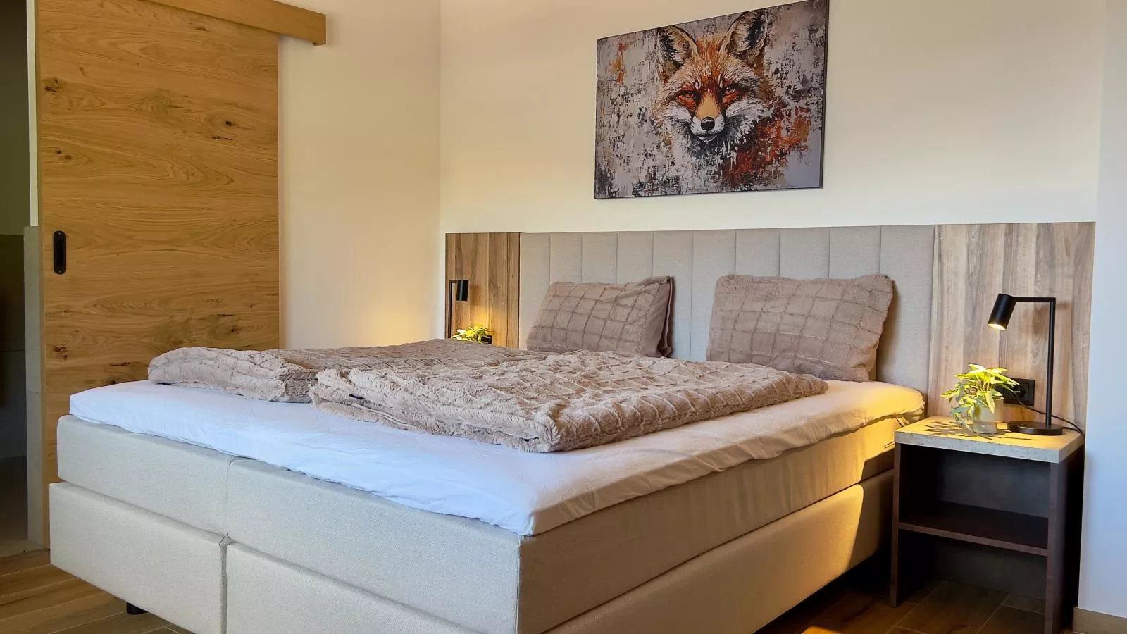 Grebenzen Lodge Starnberg 60A-Bedroom