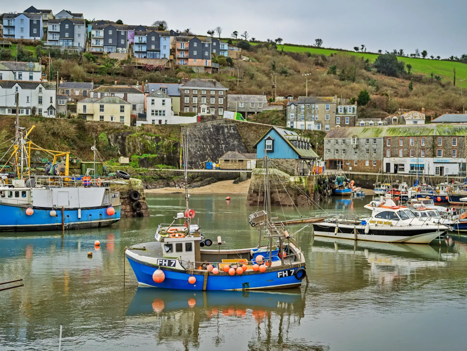 Porthole Cottage-Outside