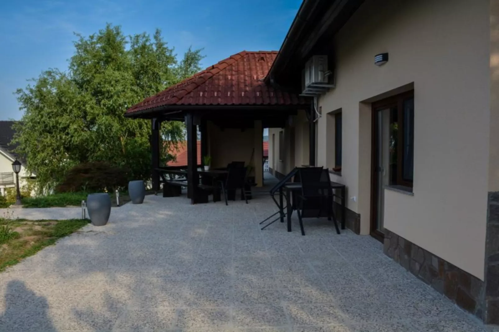 Zevnik Quiet Retreat with Stunning Views and Equestrian Activities - Standard One Bedroom Apartment-Outdoor