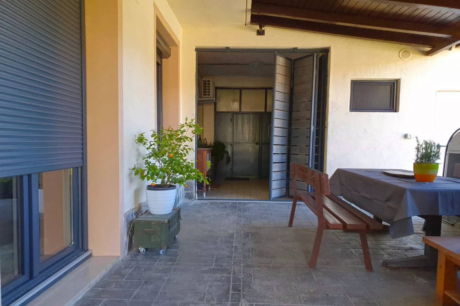 Bright and Sunny Apartment with Terrace - Two Bedroom Apartment with Terrace-Outdoor