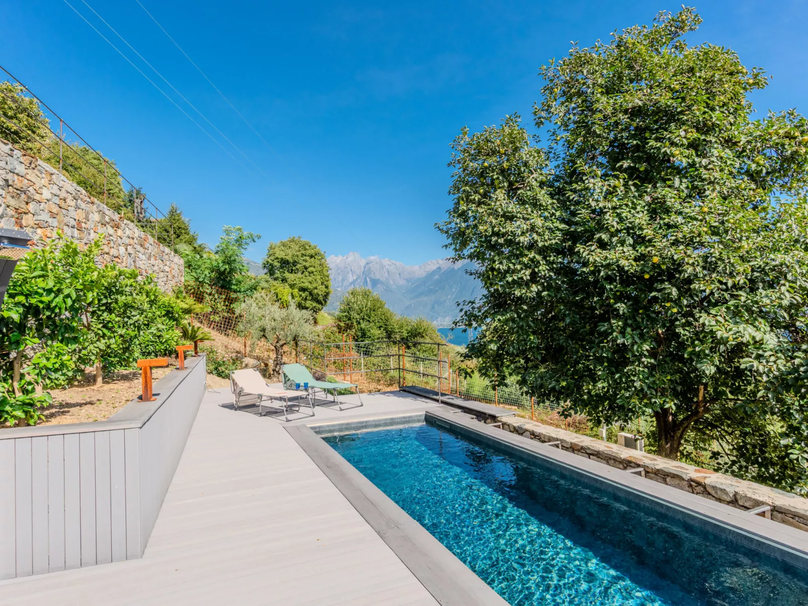 Woodhouse Domaso-Dehors