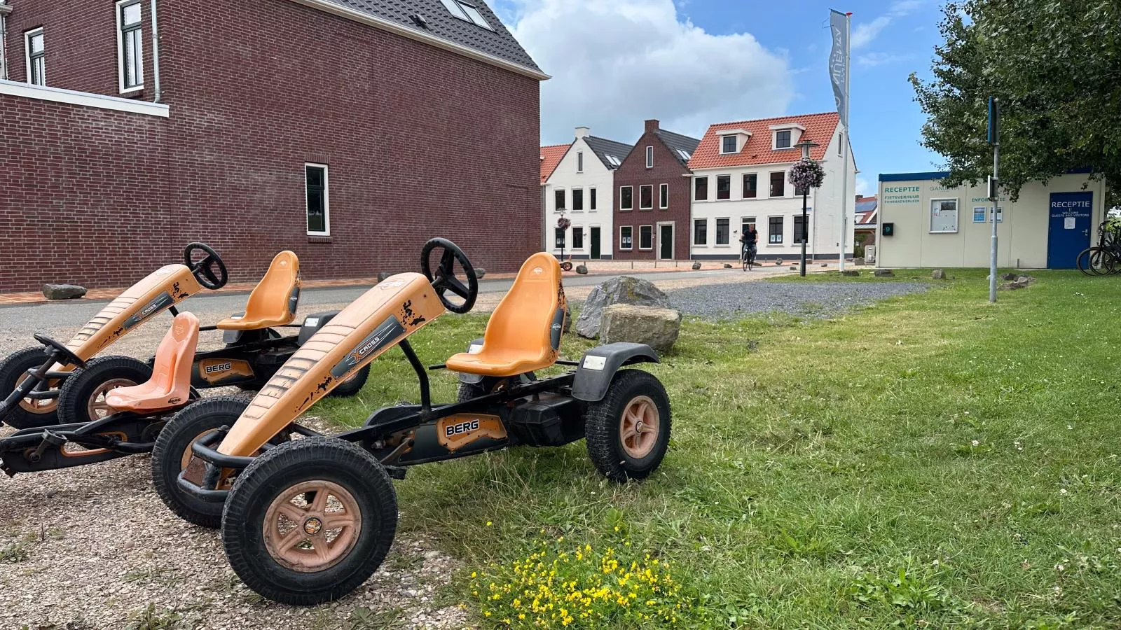 Coast and Calm 63-Park facilities