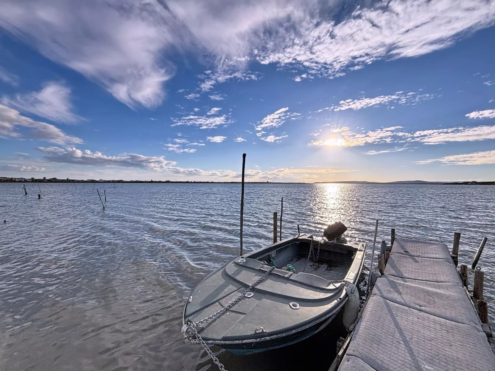 Les cabanes de Pérols-Dehors