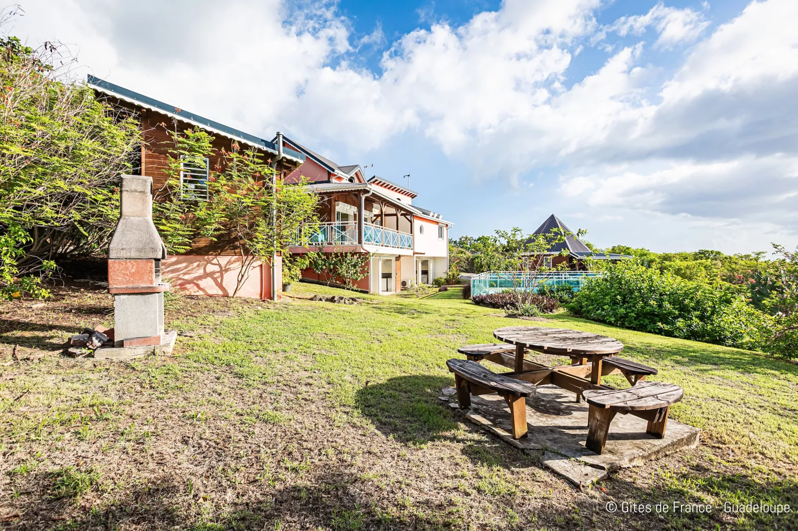 Complexe entier-Résidence-Villa-Salle de Bain amenagée-Vue mer-Garten Sommer