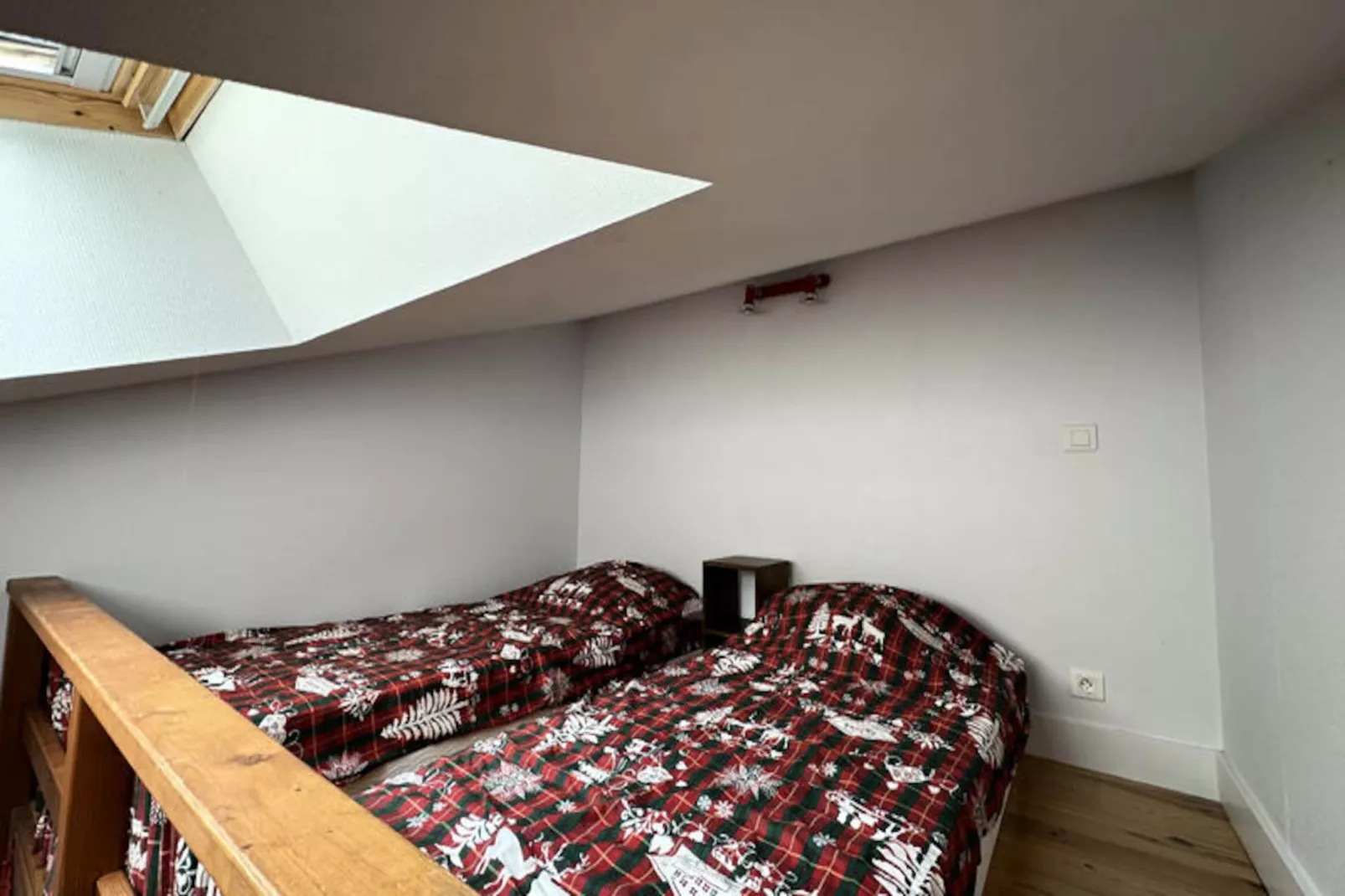 Appartements à Saint Jacques Des Blats-Nicht zugeordnet