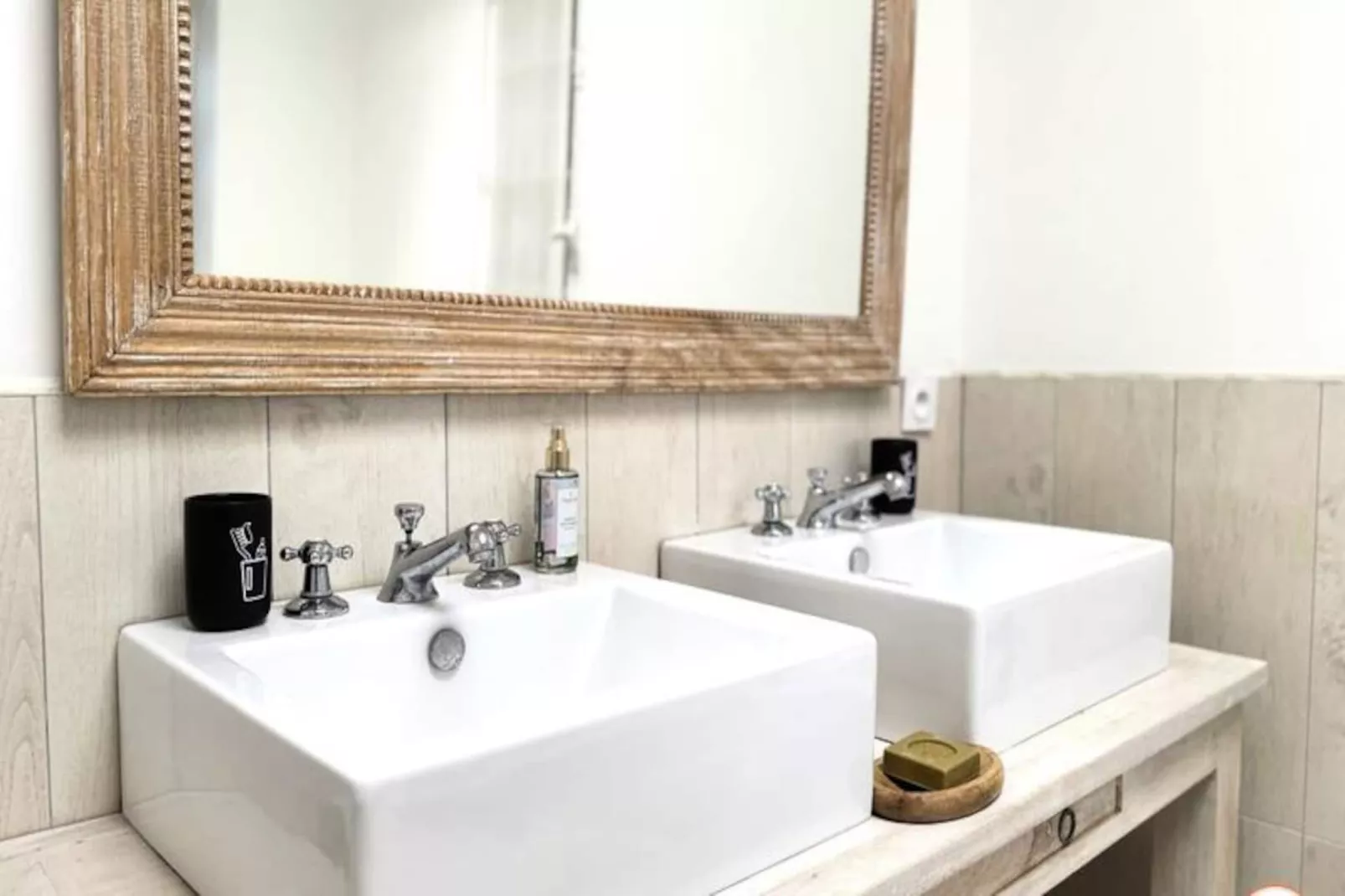 💫 La Villa Mirabeau-Untagged