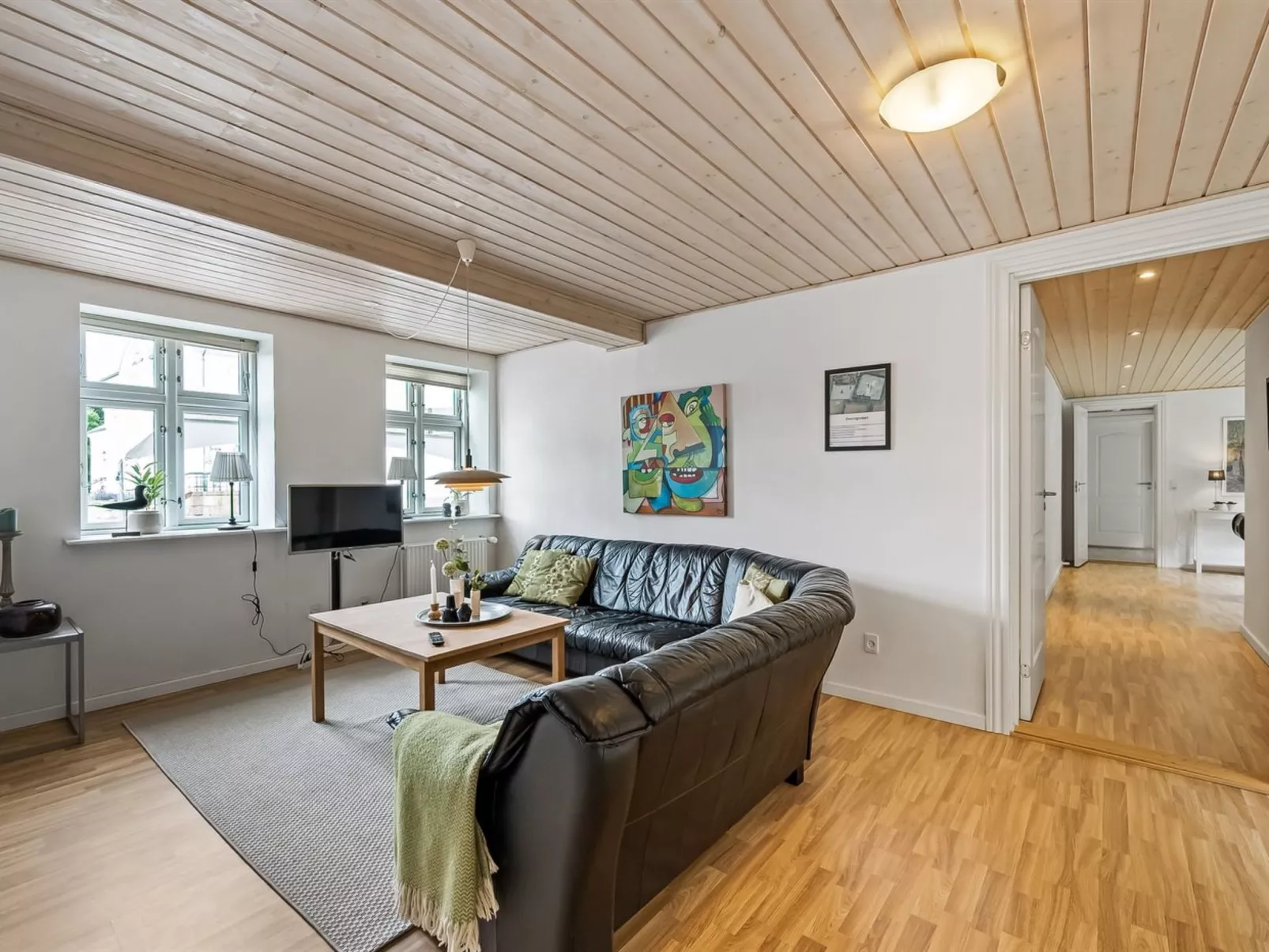 "Edine" - 4.5km from the sea-Inside