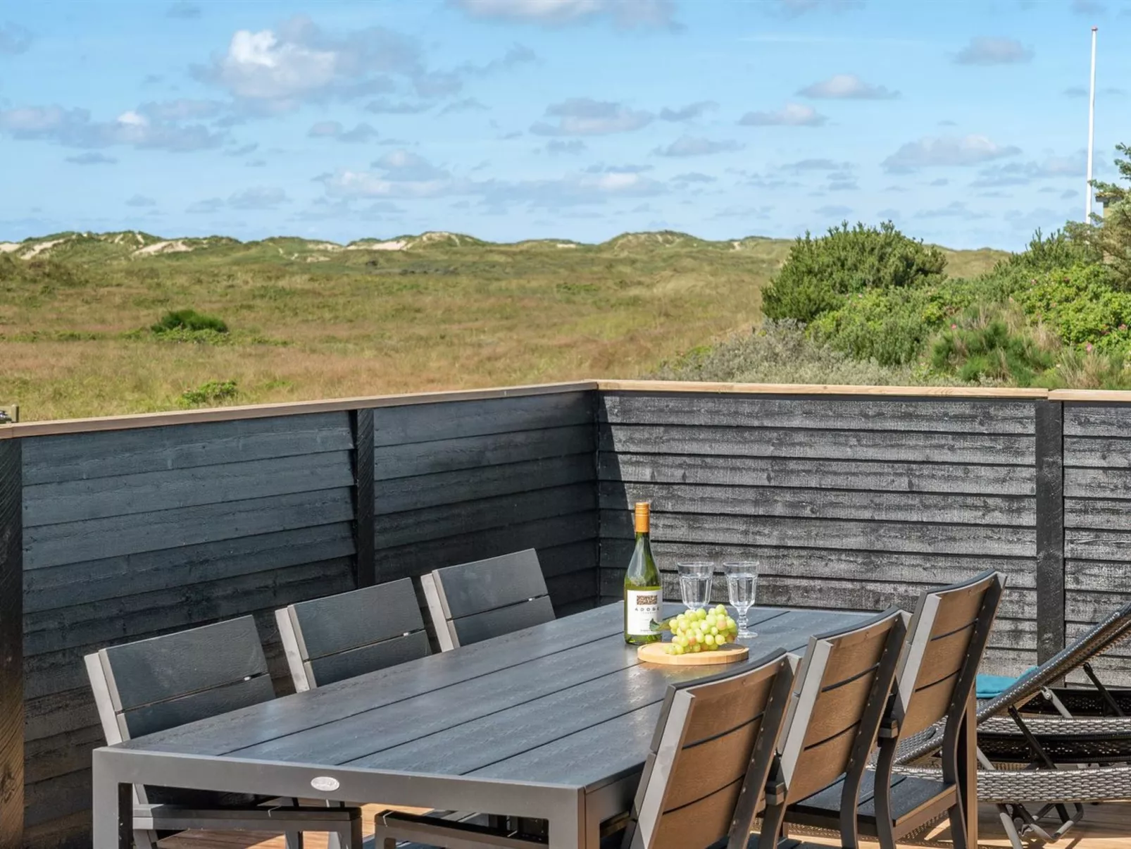 "Ortwin" - 300m from the sea-Draußen