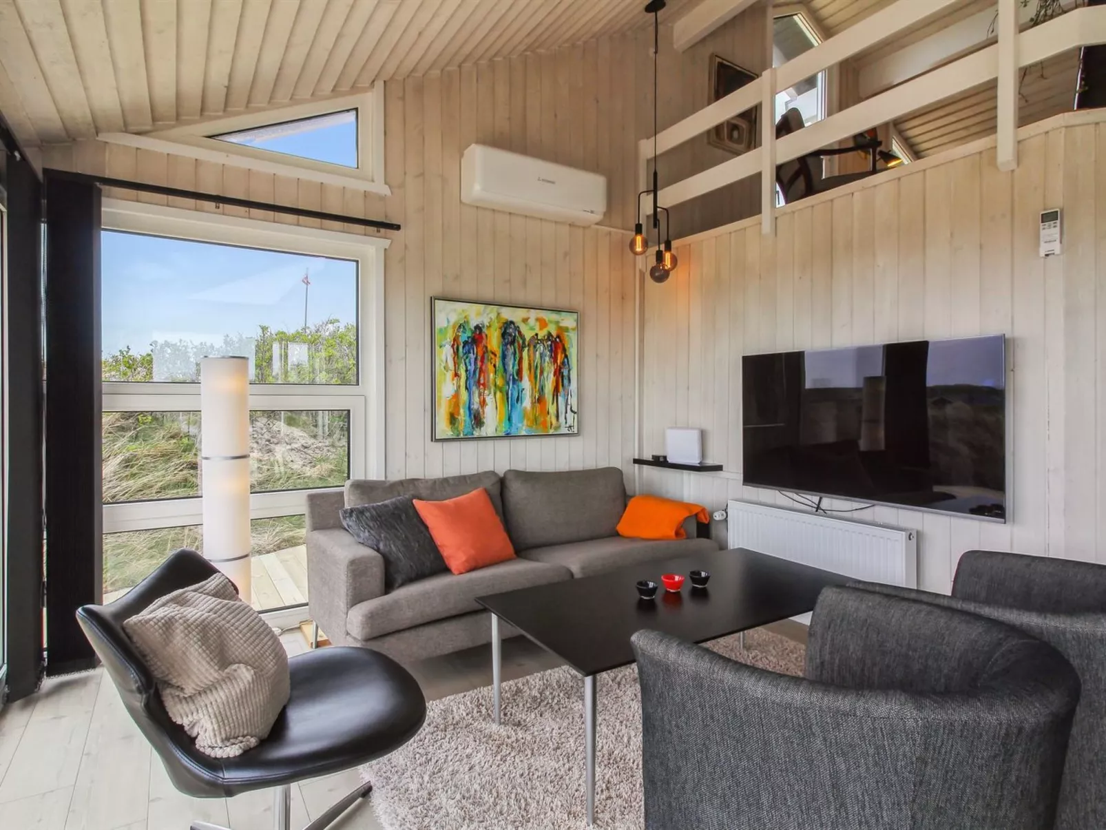 "Romil" - 350m from the sea-Inside