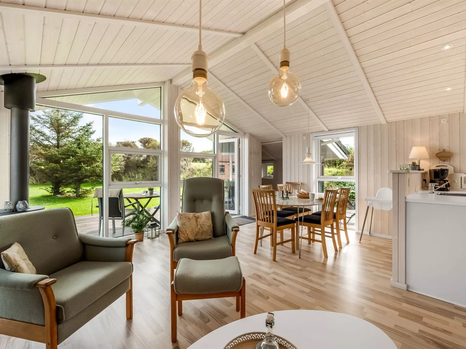 "Tanna" - 330m to the fjord-Inside