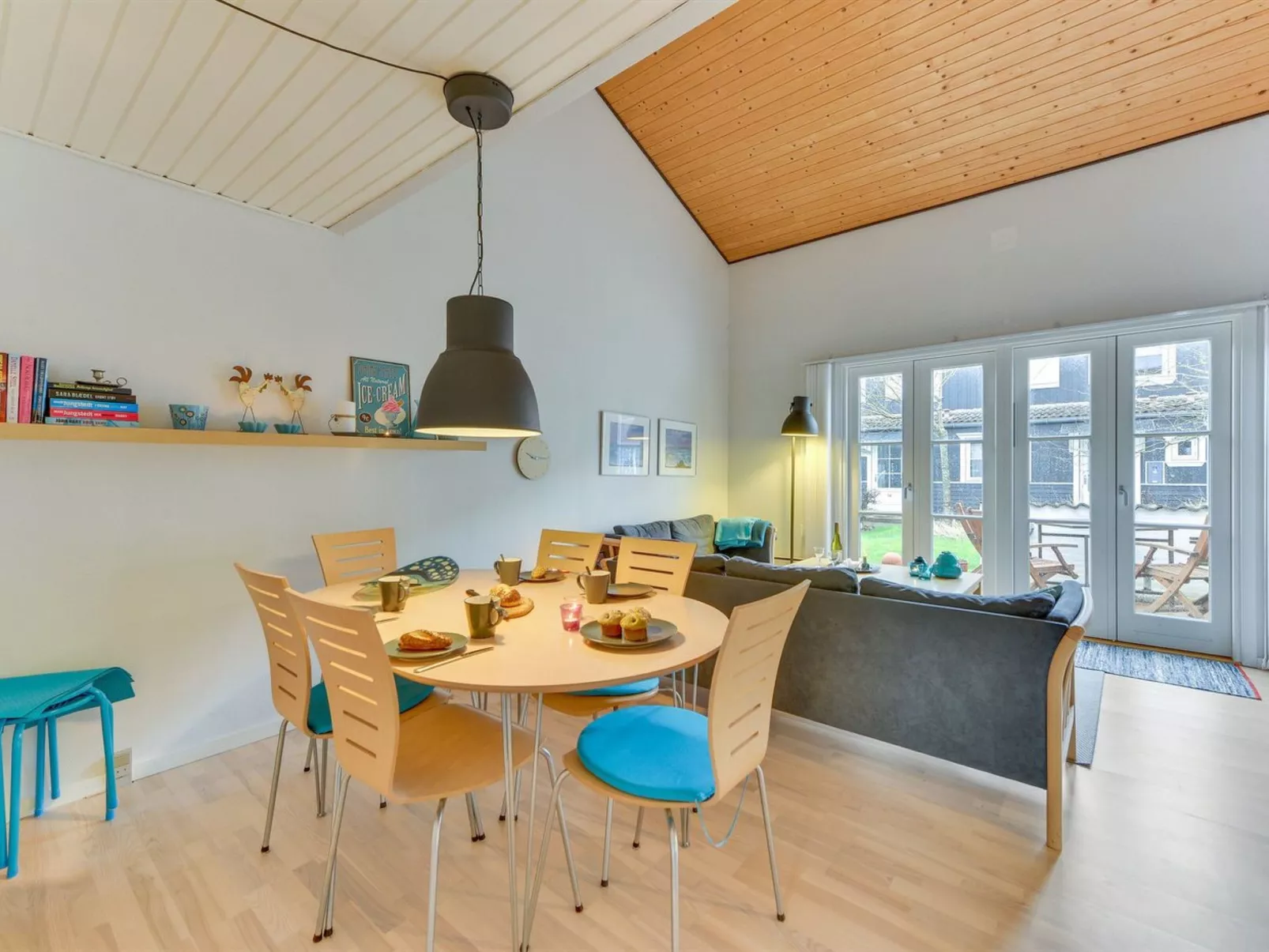 "Cita" - 100m to the fjord-Dedans