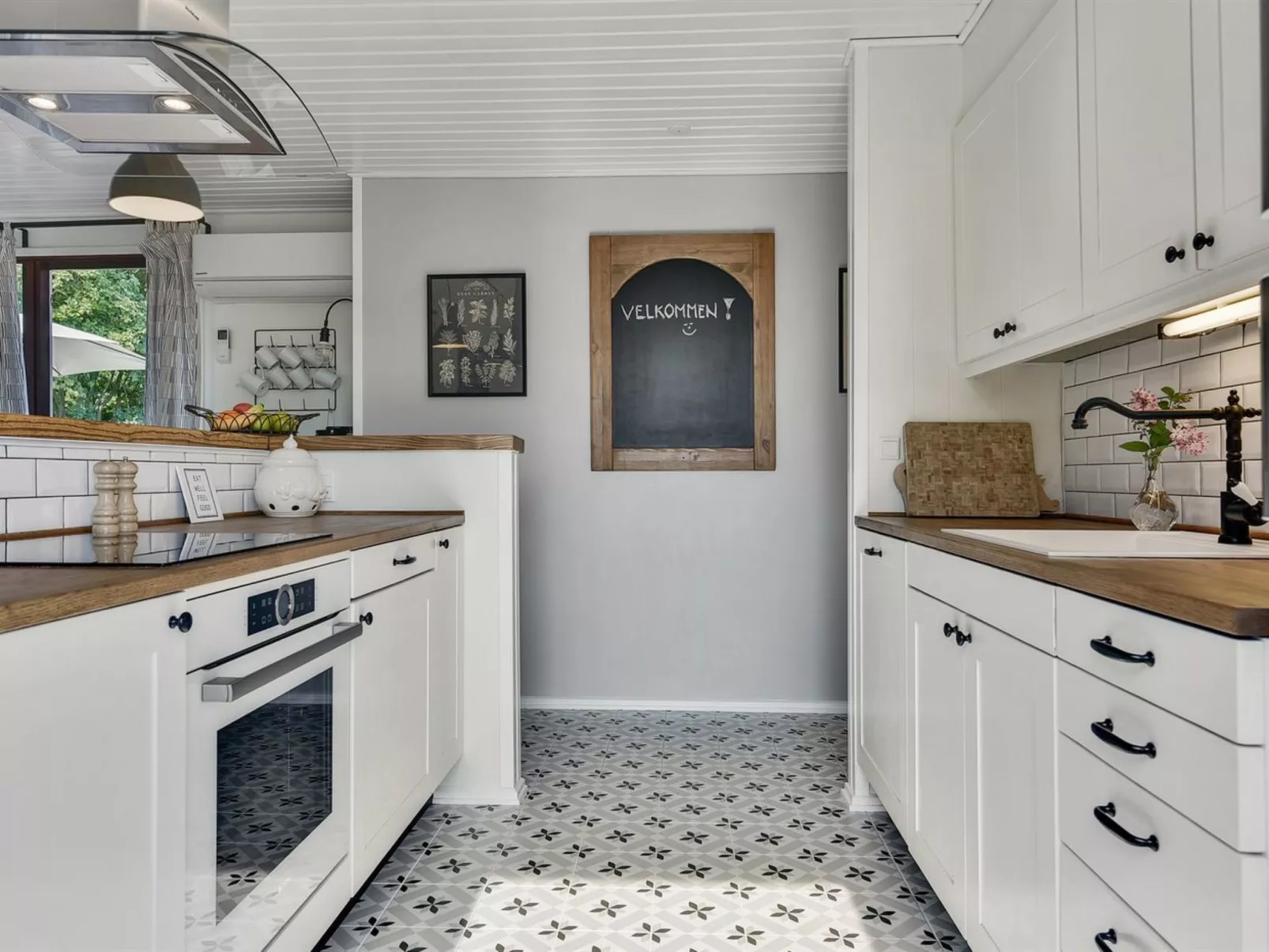 "Lillan" - 250m from the sea-Inside