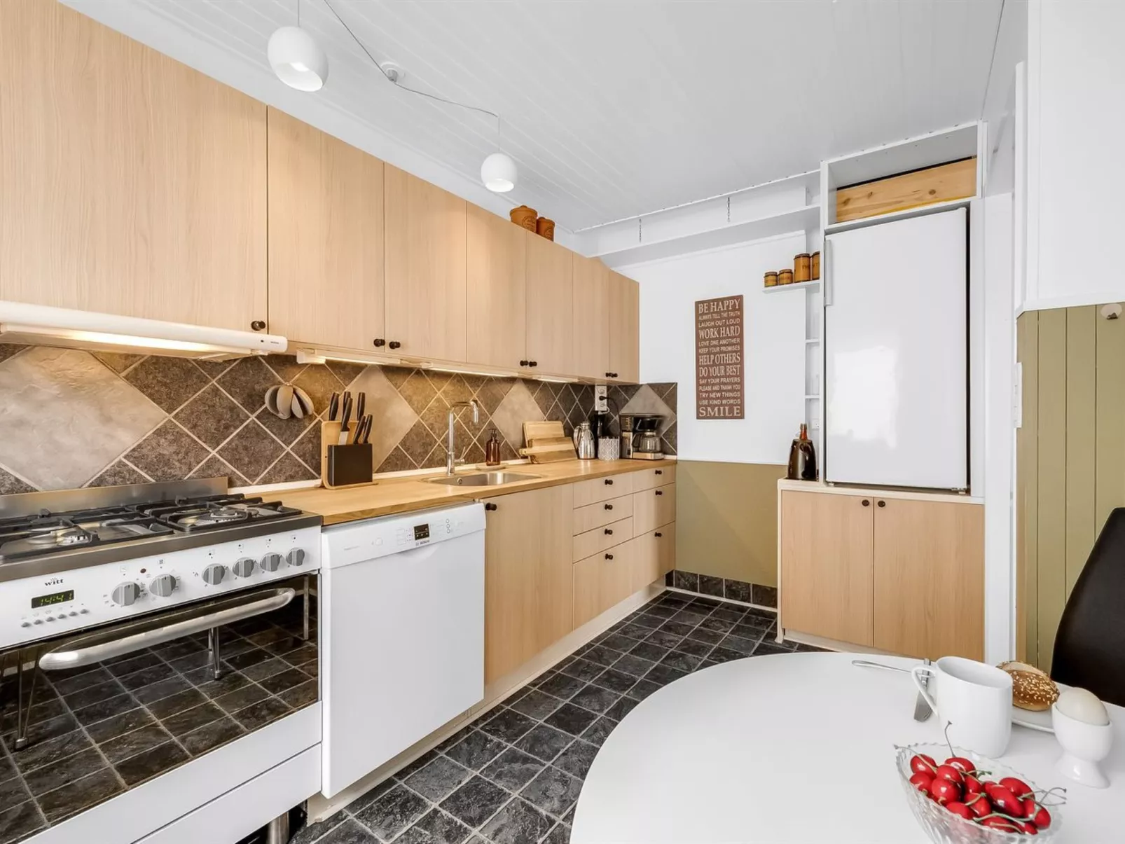 "Eluisa" - 300m from the sea-Inside