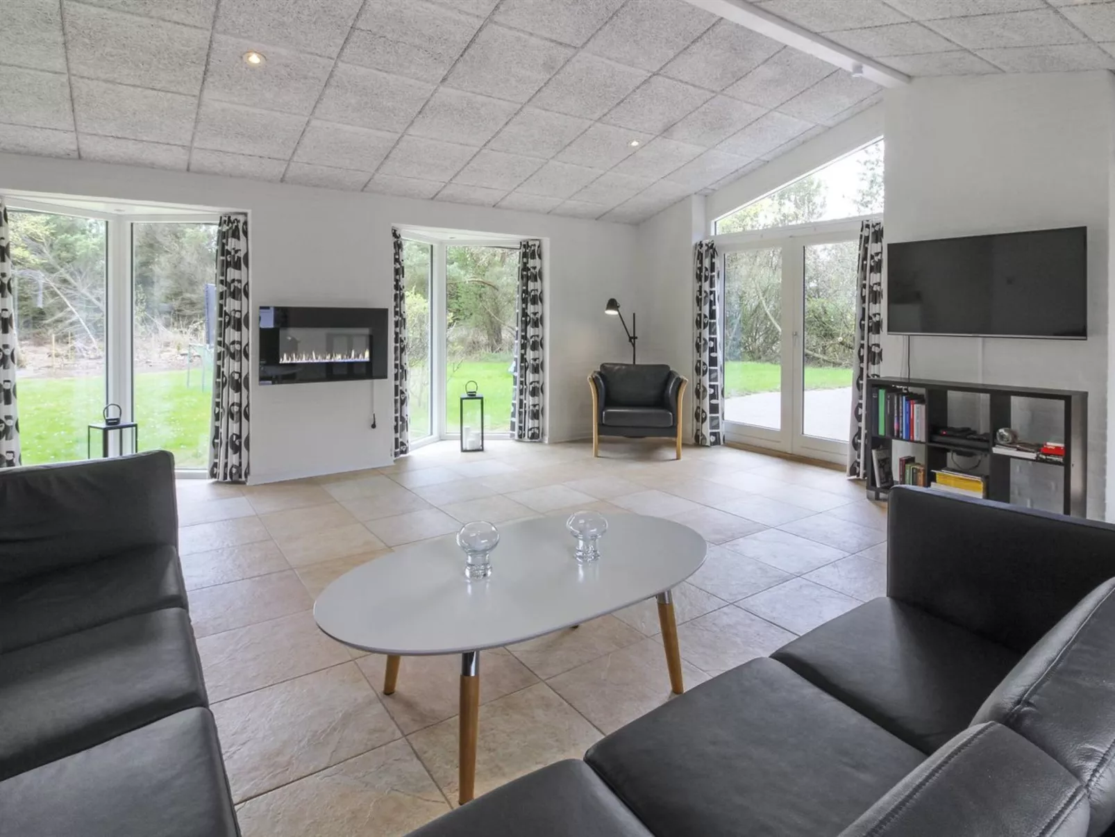 "Vieno" - 2.6km from the sea-Dedans