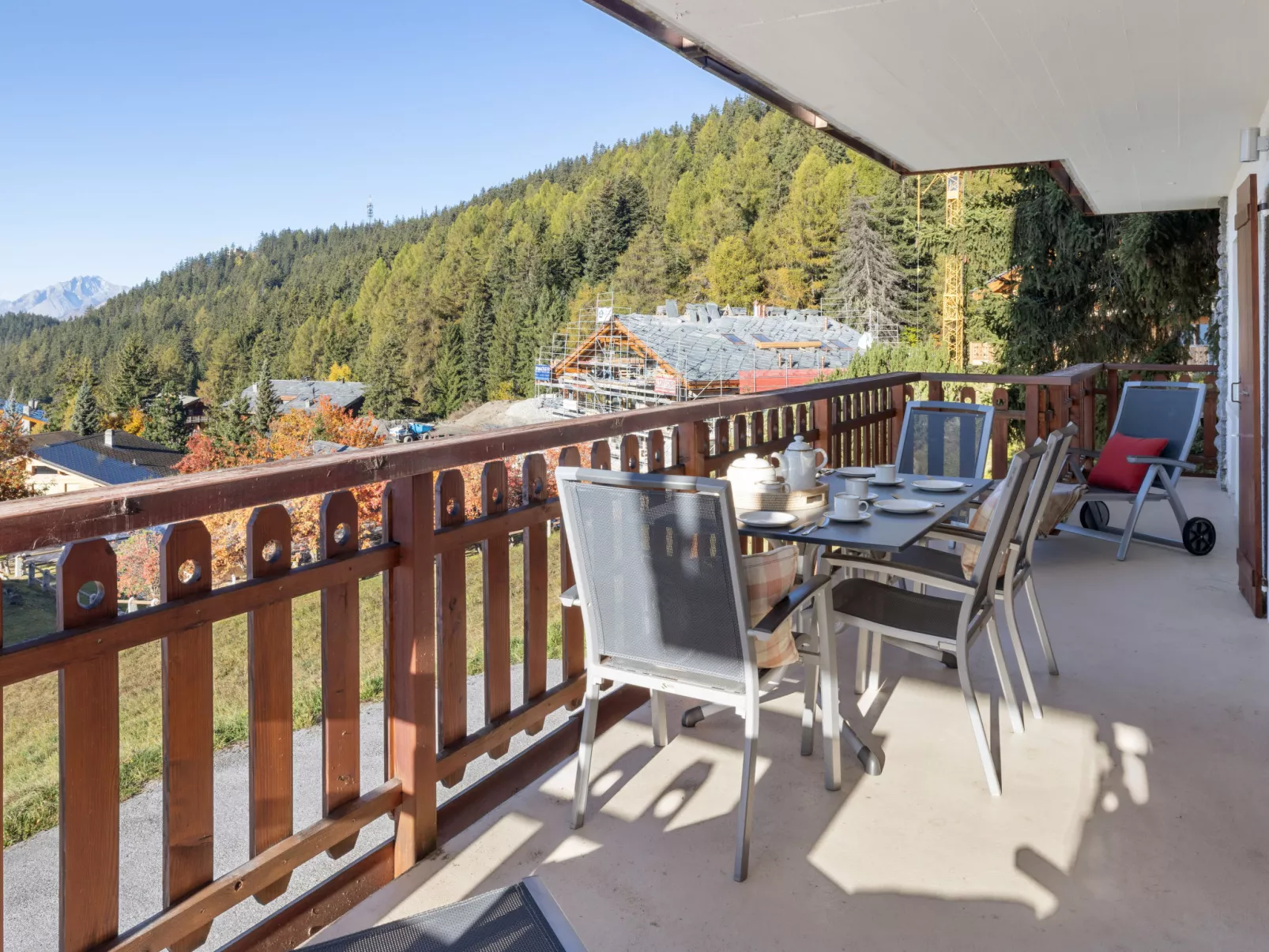 Les Aiguilles Vertes Rez inférieur-Outside