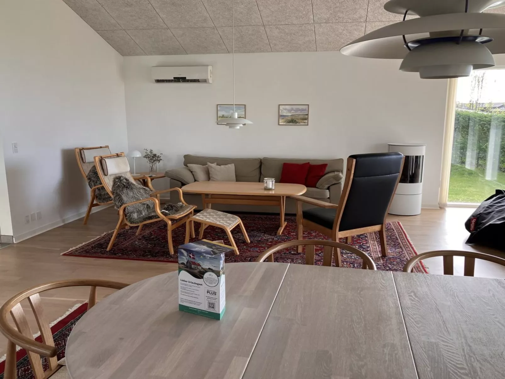 "Elissa" - 50m to the fjord-Inside