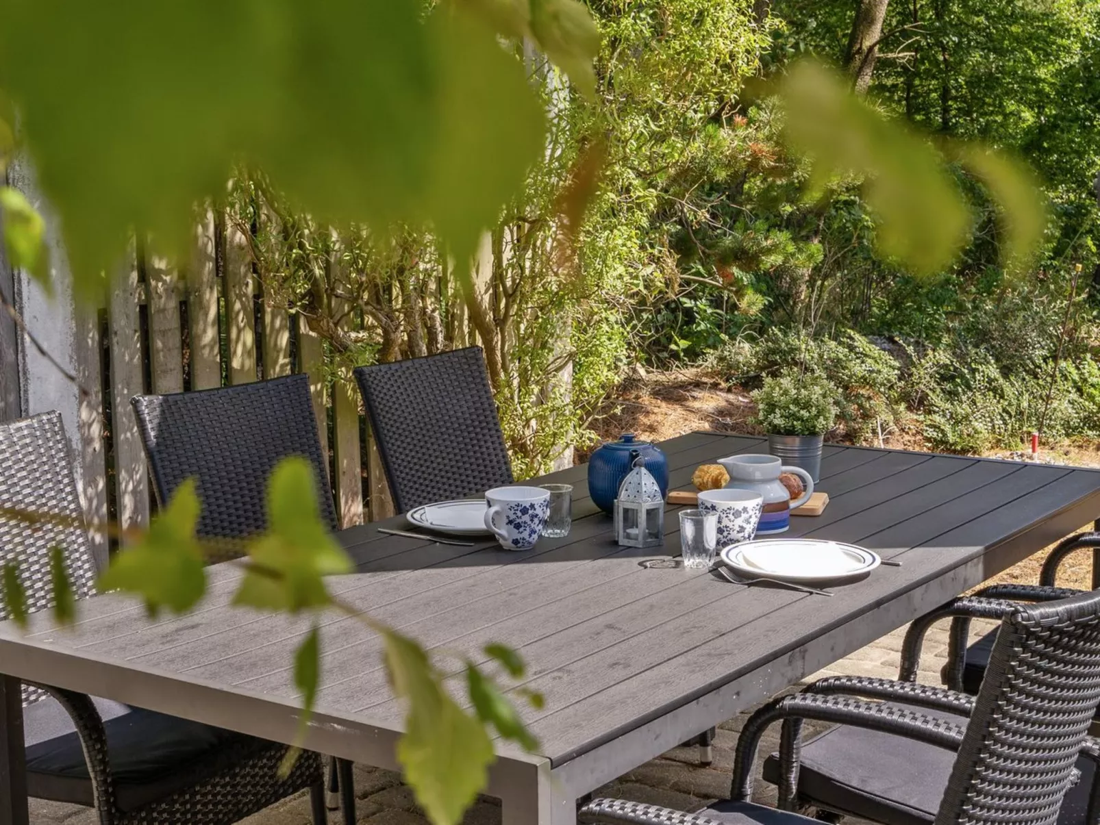 "Sebastian" - 100m to the fjord-Outside