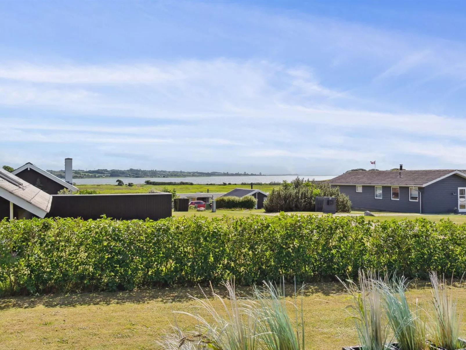 "Ginnie" - 300m from the sea-Outside